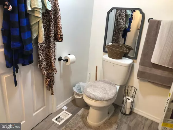 Vineland, NJ 08360,1976 N EAST AVE #37