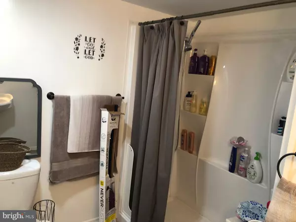 Vineland, NJ 08360,1976 N EAST AVE #37