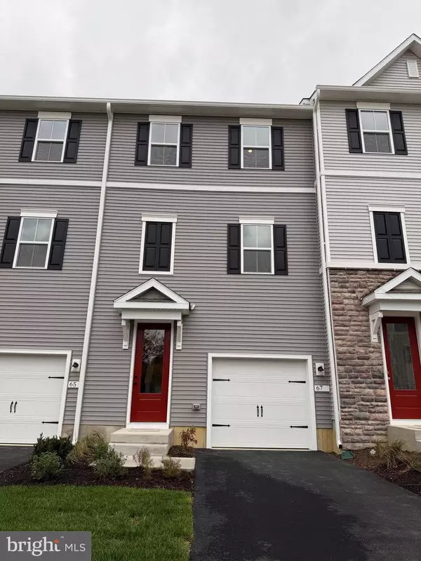 67 BASSWOOD ST, Berlin, NJ 08009