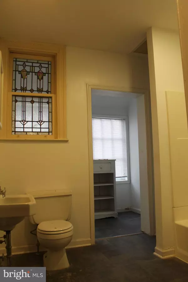 York, PA 17404,433 LINDEN AVE #1