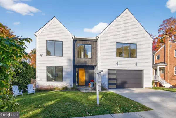 Kensington, MD 20895,10404 HEBARD ST