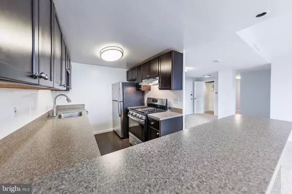 Alexandria, VA 22304,4600 DUKE ST #622