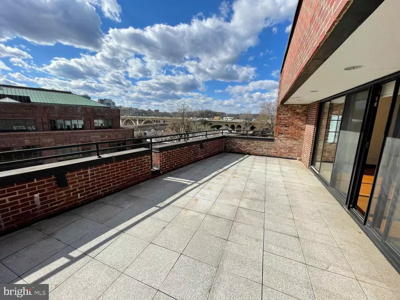 3336 CADYS ALLEY NW #201, Washington, DC 20007