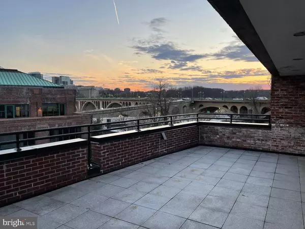 Washington, DC 20007,3336 CADYS ALLEY NW #201