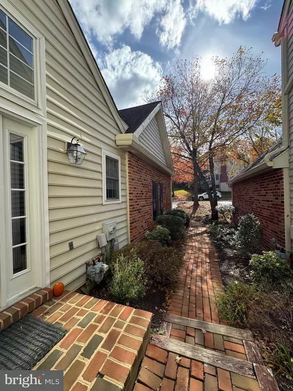 Phoenixville, PA 19460,9 FENWYCK CIR