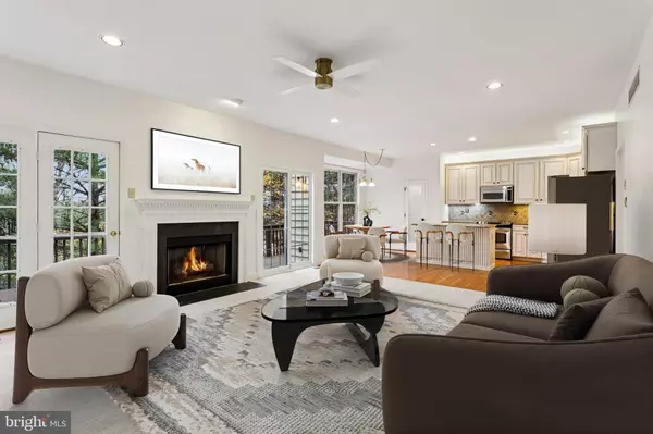 9 FENWYCK CIR, Phoenixville, PA 19460