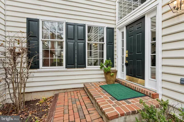 Phoenixville, PA 19460,9 FENWYCK CIR