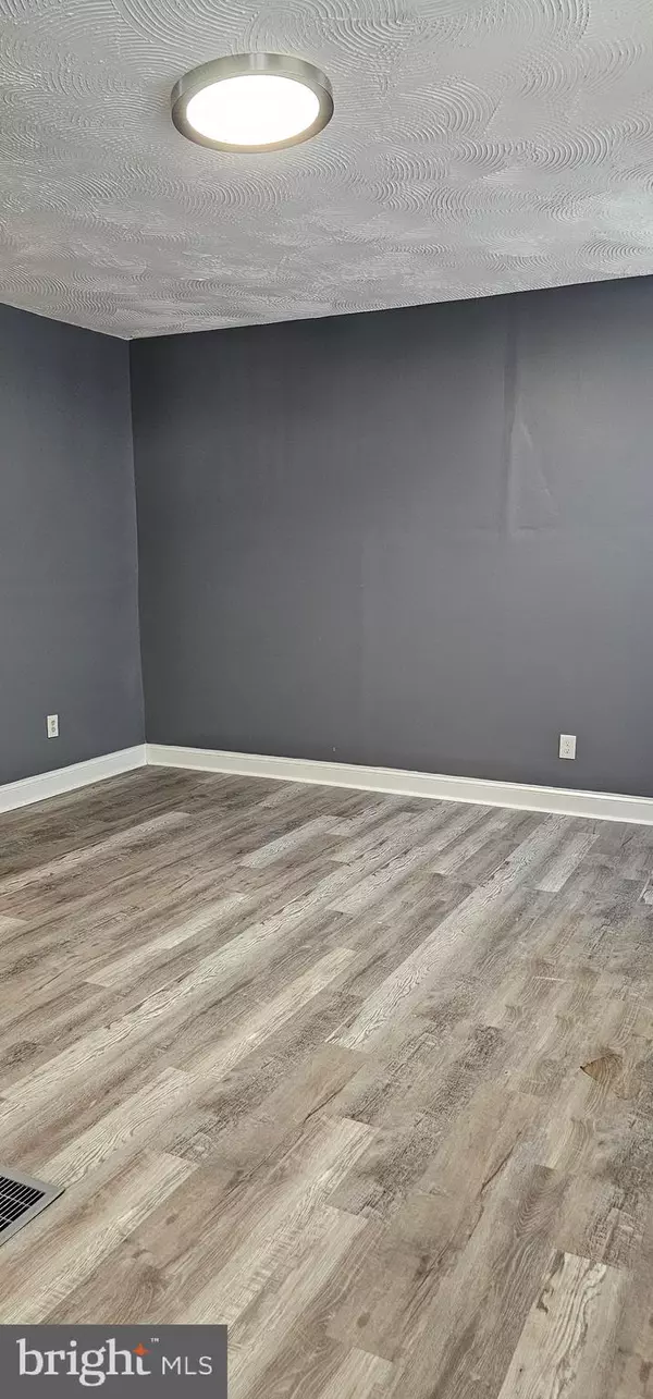 Baltimore, MD 21216,1221 POPLAR GROVE ST