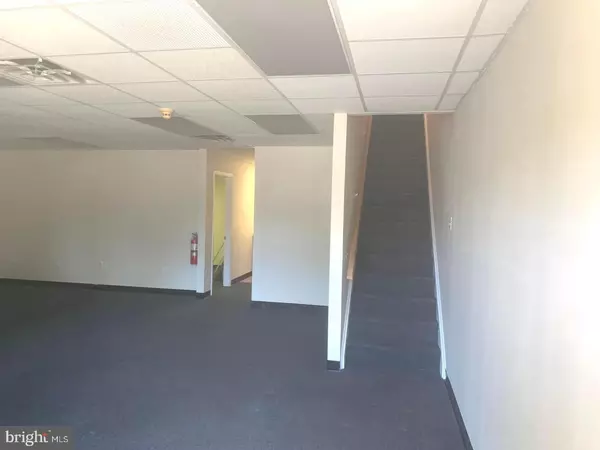 Feasterville Trevose, PA 19053,111 E PENNSYLVANIA BLVD