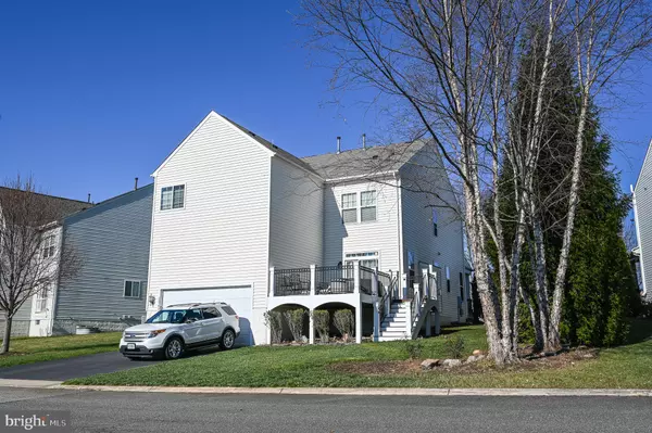 Woodbridge, VA 22193,15417 PAPILLON PL