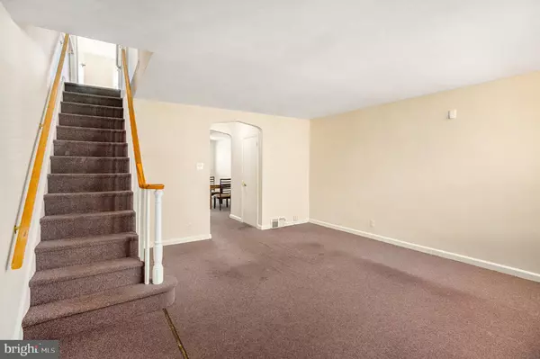 Philadelphia, PA 19141,6119 N WARNOCK ST