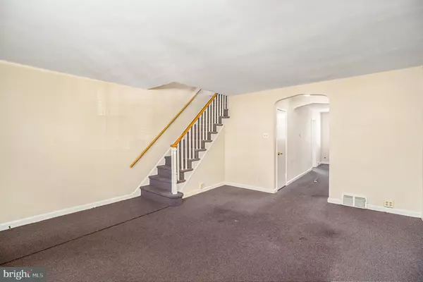 Philadelphia, PA 19141,6119 N WARNOCK ST