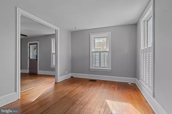 Newtown, PA 18940,349 S LINCOLN AVE