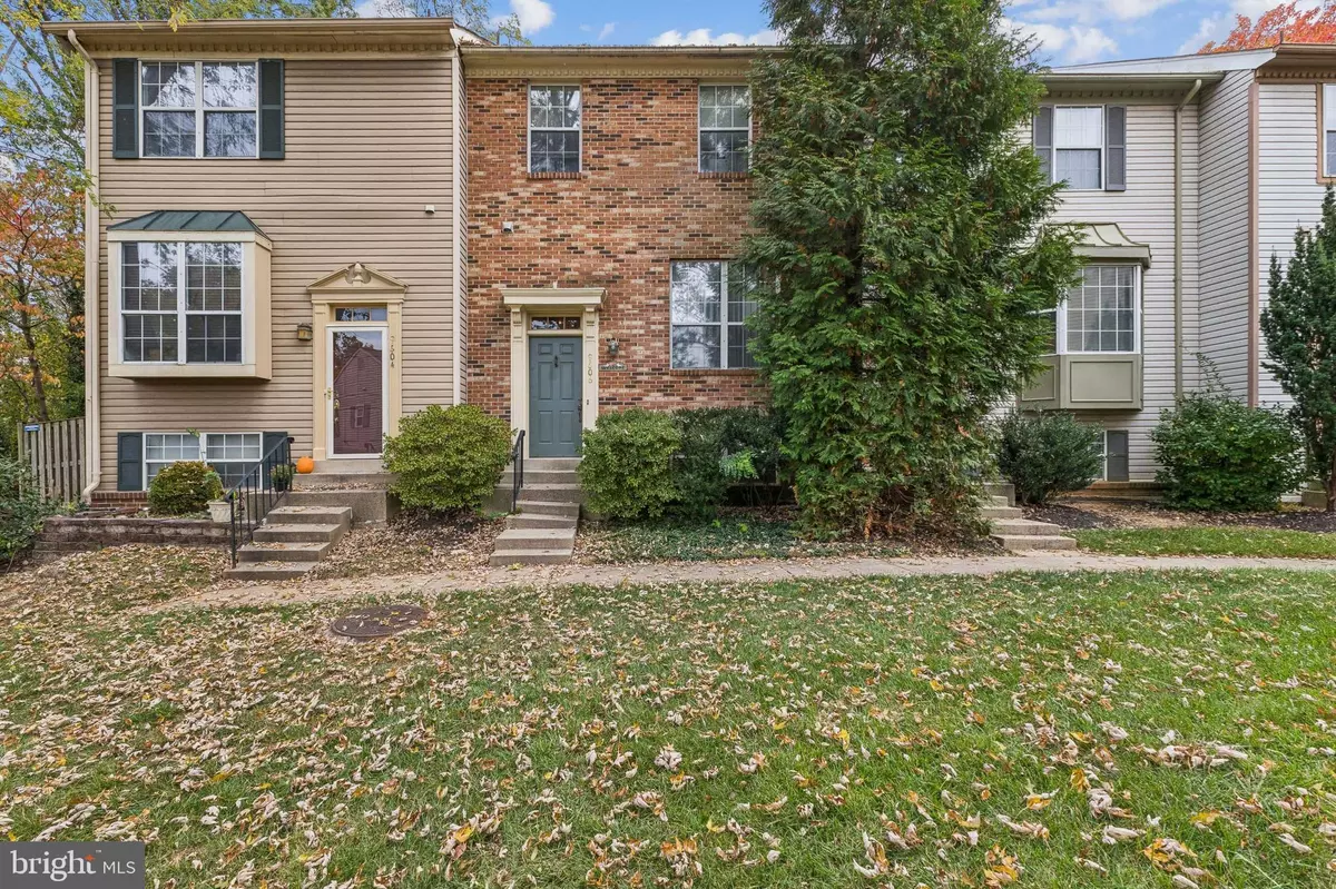 Fairfax, VA 22031,9606 BLAKE LN