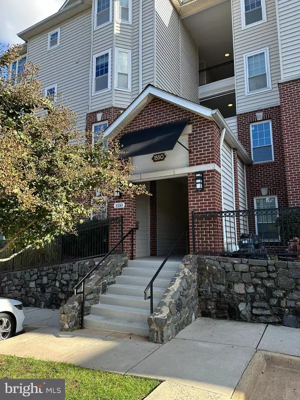 Mclean, VA 22102,1550 SPRING GATE DR #8406