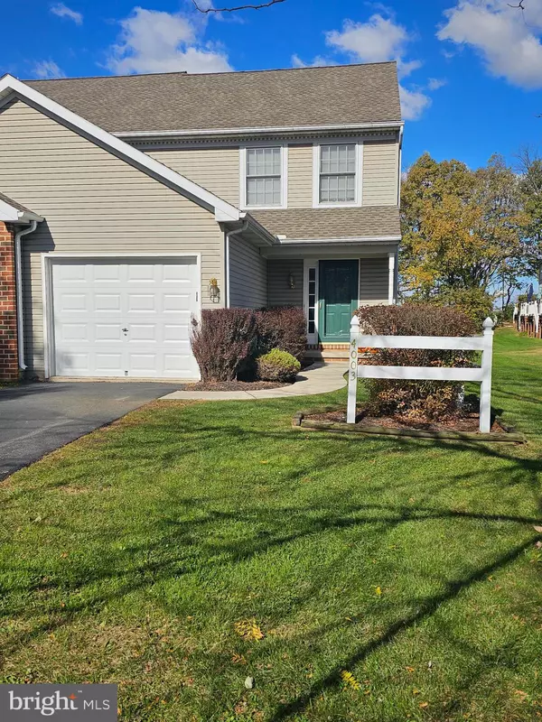 4003 PARKSIDE CT, Mount Joy, PA 17552