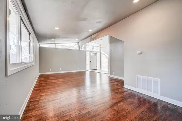 Pikesville, MD 21208,4712 OLD COURT RD