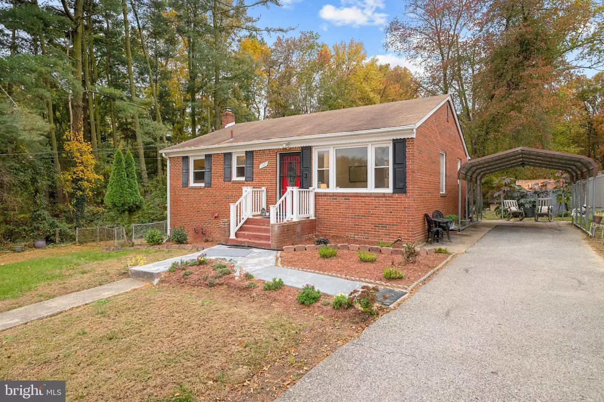 Clinton, MD 20735,7807 COLONIAL LN