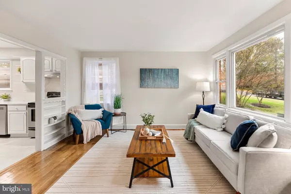 Clinton, MD 20735,7807 COLONIAL LN