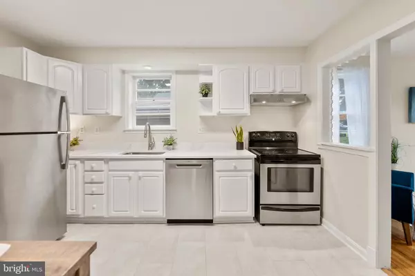 Clinton, MD 20735,7807 COLONIAL LN