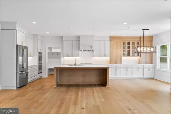 Wallingford, PA 19086,102 HARVEY RD #1B