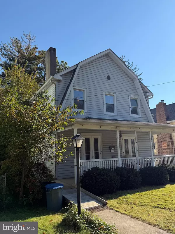 27 GLENWOOD AVE, Baltimore, MD 21228