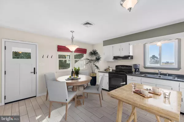 Winfield, PA 17889,4717 COUNTY LINE RD