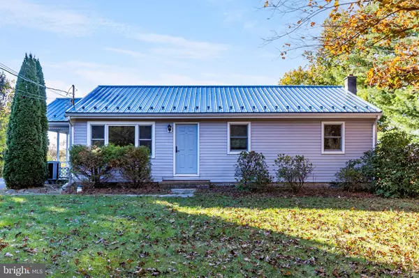 4717 COUNTY LINE RD, Winfield, PA 17889