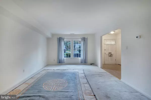 Springfield, VA 22152,5921 MINUTEMEN RD