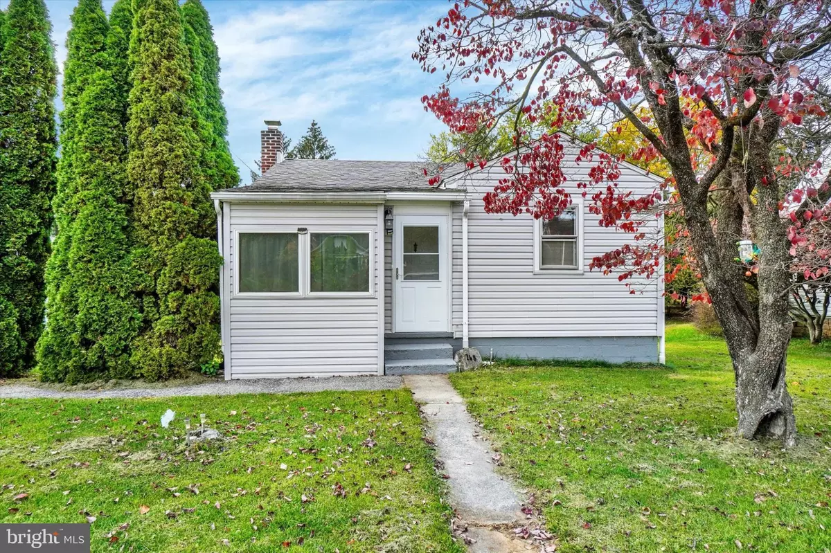 Manchester, PA 17345,268 N MAIN ST