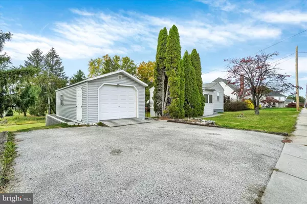 Manchester, PA 17345,268 N MAIN ST