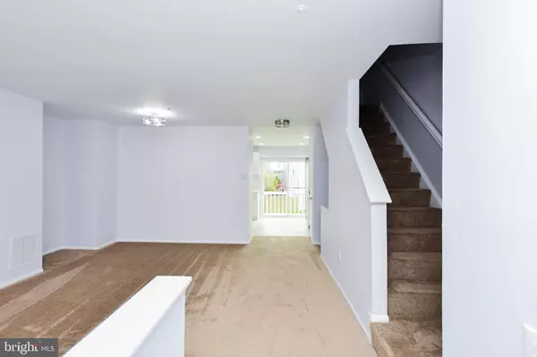 Bowie, MD 20721,915 WESTLAKE DR