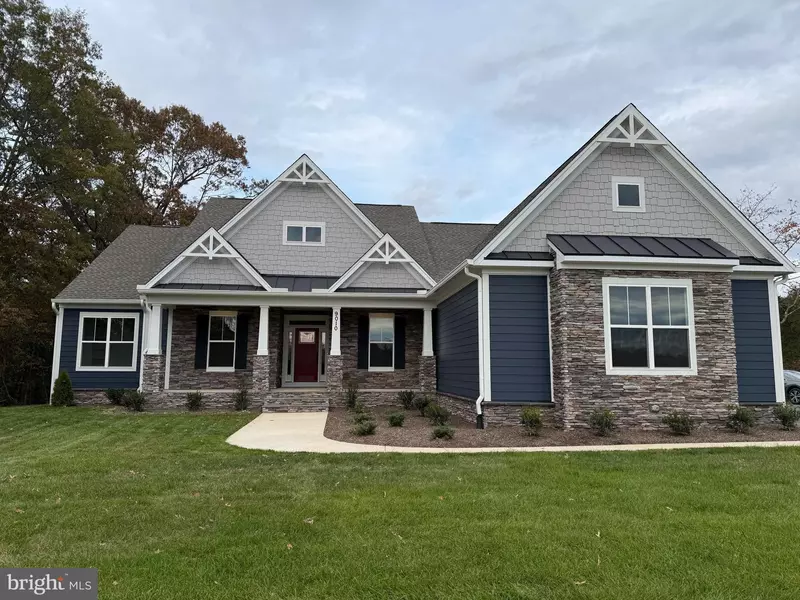 9010 DOVES LN, Manassas, VA 20112