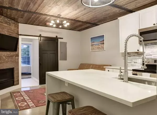 Baltimore, MD 21230,12 W MONTGOMERY ST W #204