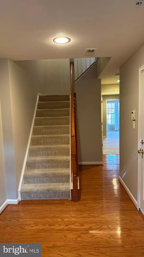 Ellicott City, MD 21043,8890 MONTJOY PL