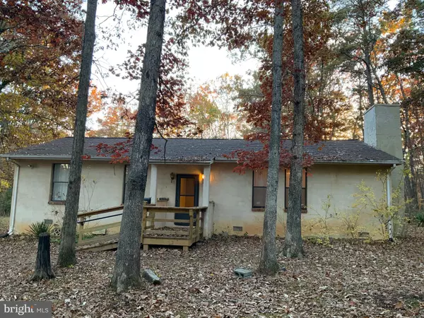 9000 FOX RUN DR, Spotsylvania, VA 22551