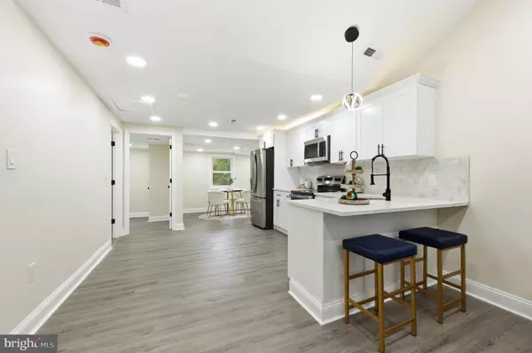 New Castle, DE 19720,19 MEADOW RD