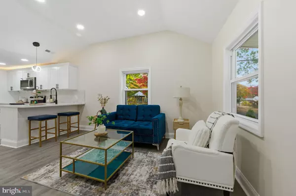 New Castle, DE 19720,19 MEADOW RD