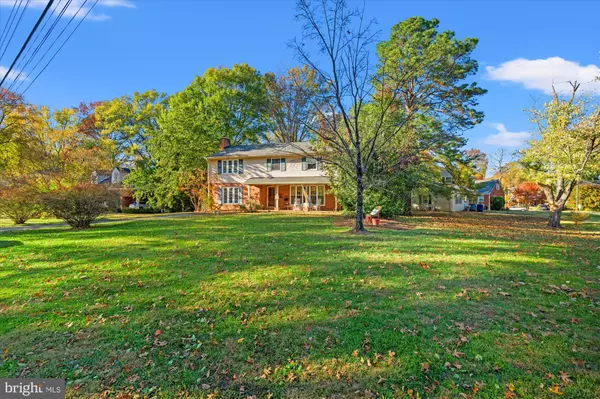 Alexandria, VA 22308,2410 RYEGATE LN