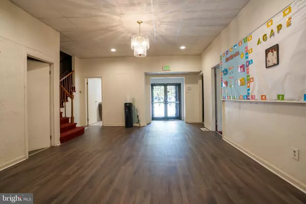 Baltimore, MD 21213,1105 N BROADWAY