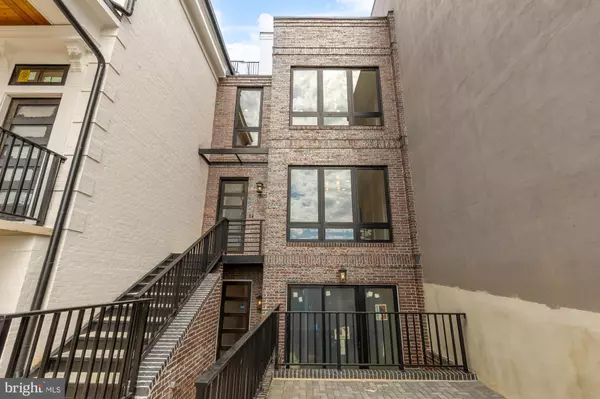 Washington, DC 20001,733 EUCLID ST NW #204