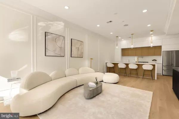 Washington, DC 20001,733 EUCLID ST NW #204