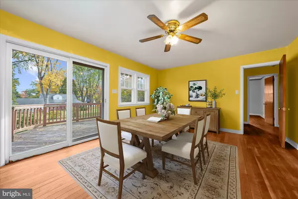 Haverford, PA 19041,821 COOPERTOWN RD