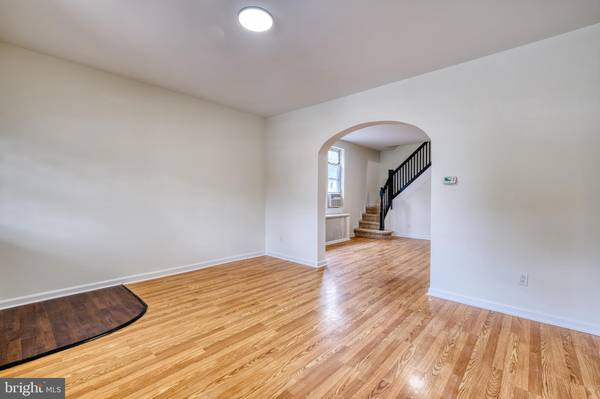 Baltimore, MD 21225,307 WASHBURN AVE