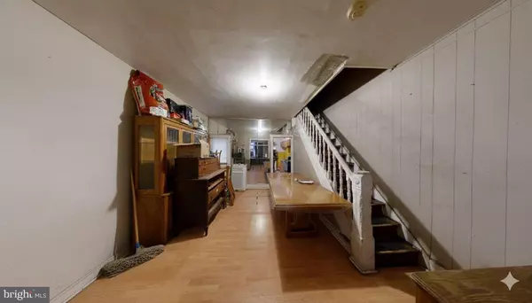 Philadelphia, PA 19132,2025 W HAGERT ST