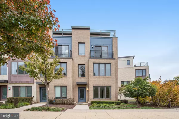 Bethesda, MD 20817,6940 ROCKLEDGE DR