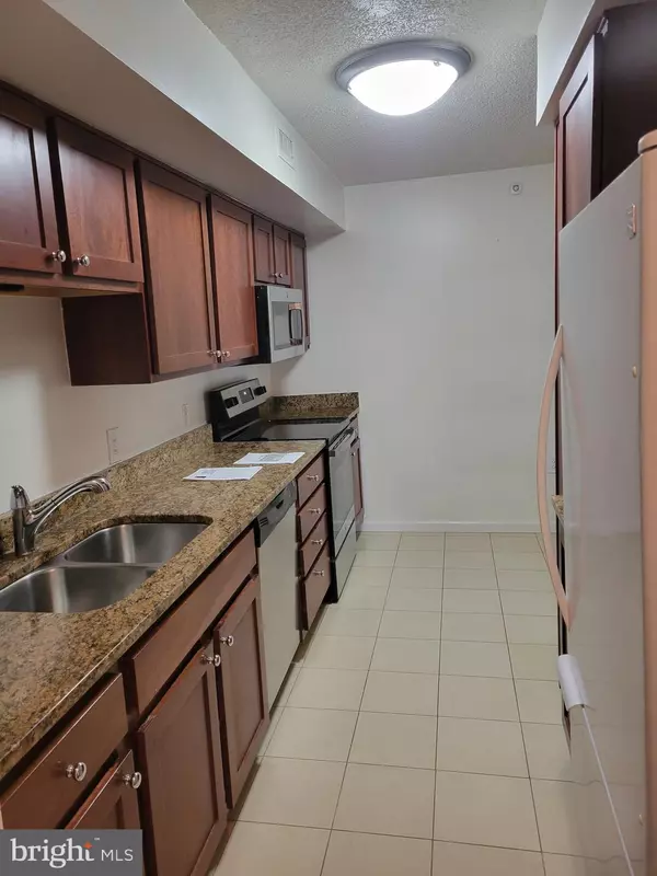 Falls Church, VA 22043,2230 GEORGE C MARSHALL DR #304