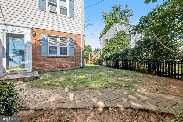 Alexandria, VA 22303,5838 FIFER DR