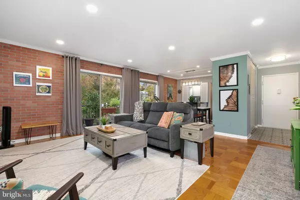 Bethesda, MD 20814,10607 MONTROSE AVE #M-202