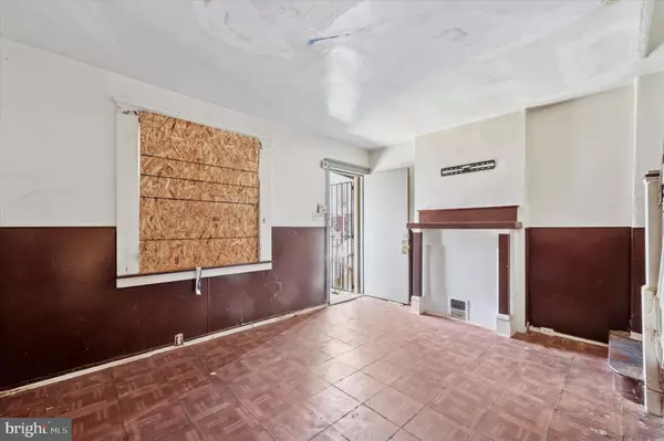 Philadelphia, PA 19140,4229 N DARIEN ST